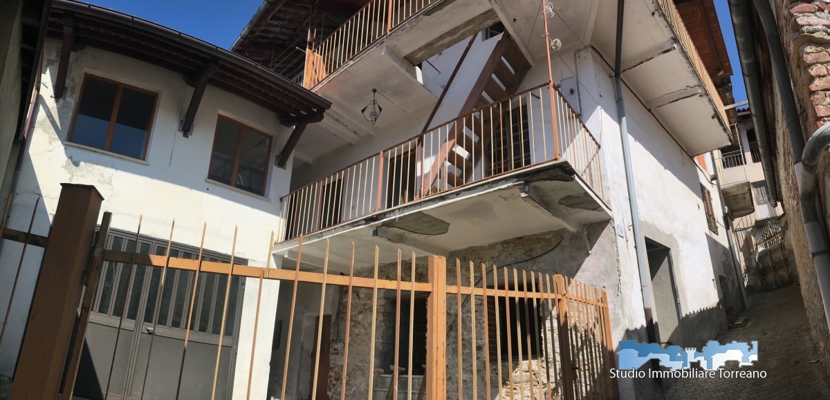  lugnacco vendita quart: lugnacco studio immobiliare torreano