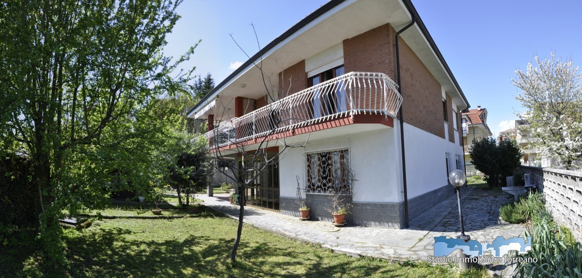 Villa MONTALTO DORA vendita  Montalto Dora  Studio Immobiliare Torreano