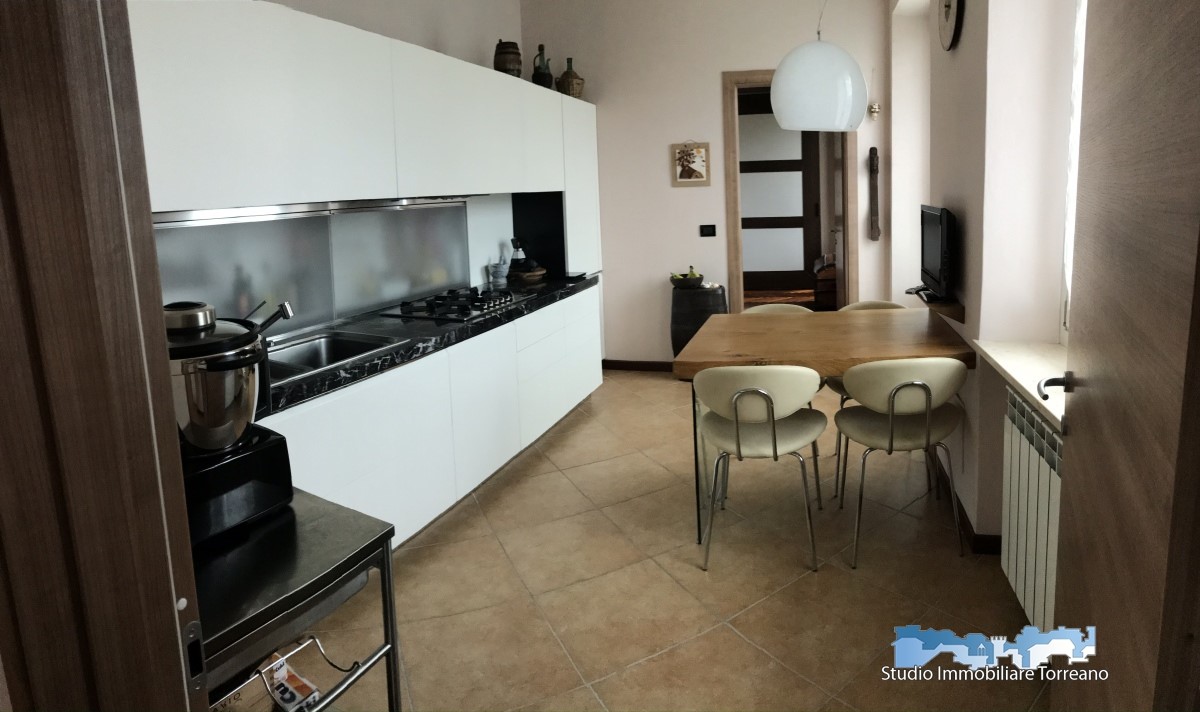 Appartamento PAVONE CANAVESE vendita  Pavone Canavese  Studio Immobiliare Torreano