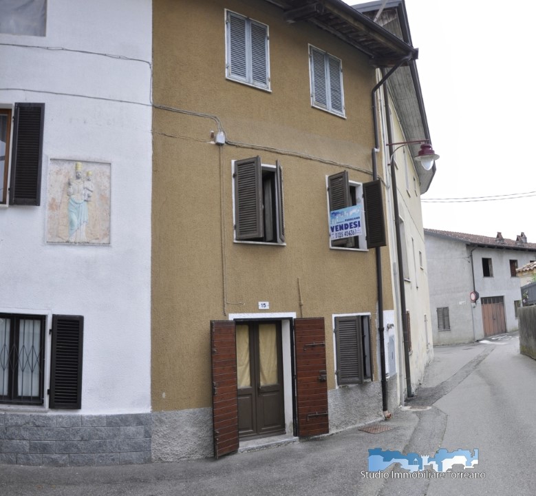  colleretto giacosa vendita quart: colleretto giacosa studio immobiliare torreano