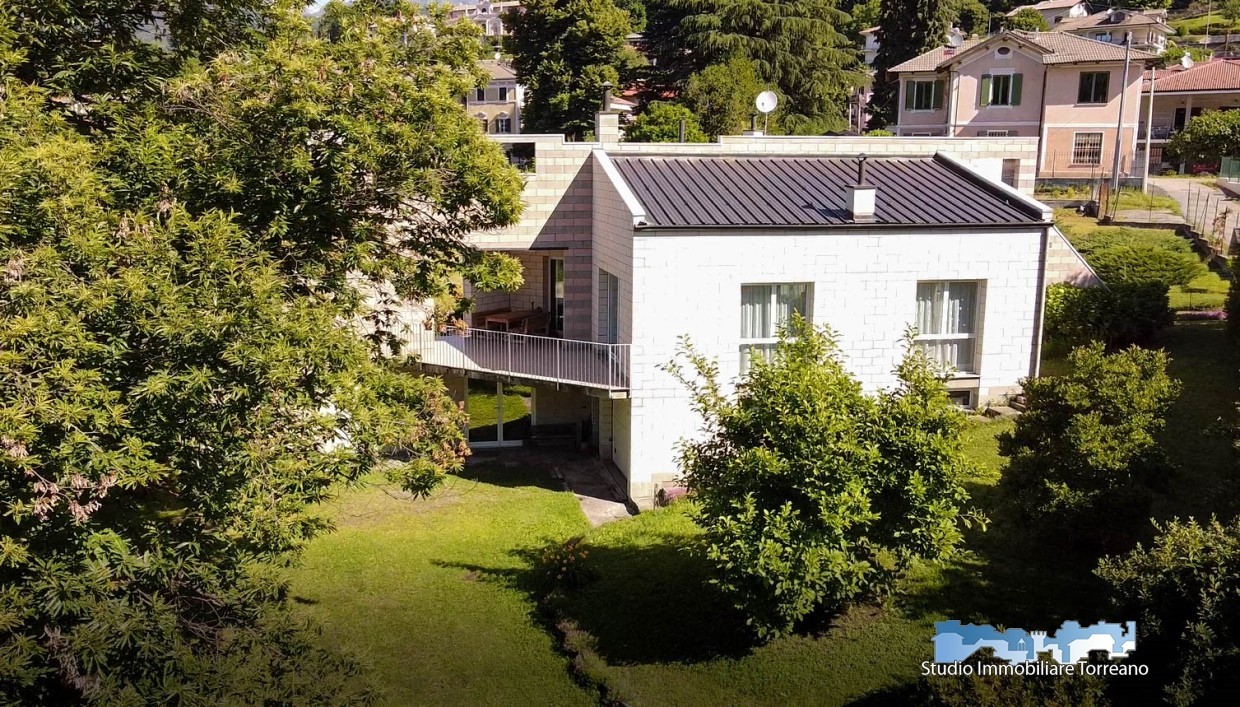 casa indipendente in vendita a Val di Chy in zona Alice Superiore