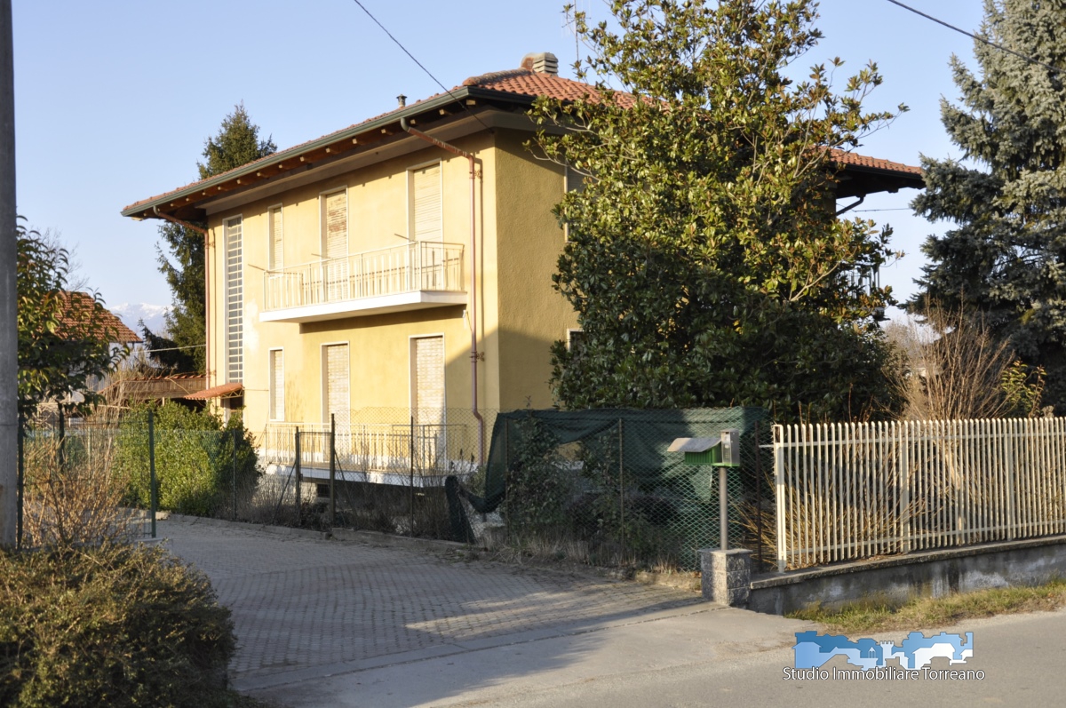 villa in Via Vercelli a Strambino
