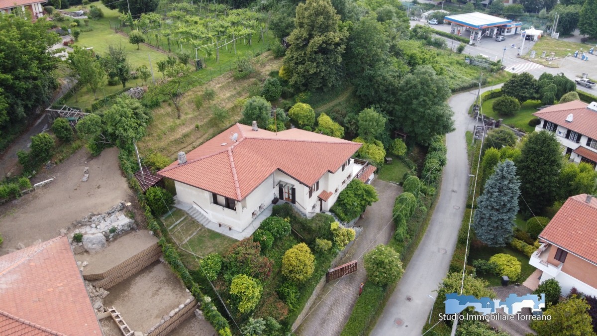 Villa PAVONE CANAVESE vendita  Pavone Canavese  Studio Immobiliare Torreano