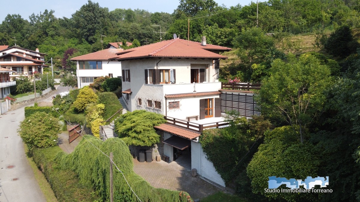 Villa PAVONE CANAVESE vendita  Pavone Canavese  Studio Immobiliare Torreano